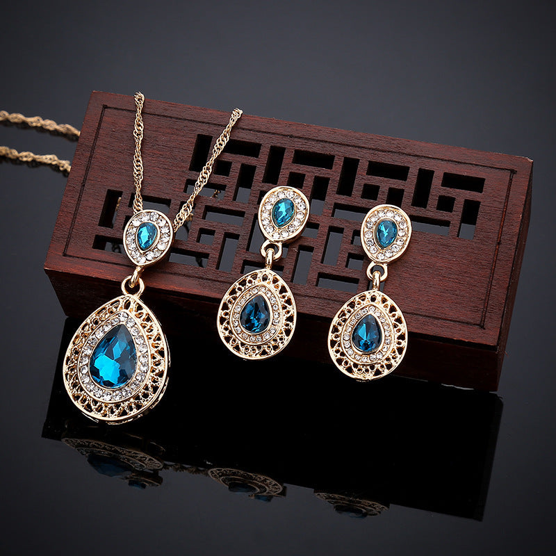 Vintage Crystal Drop Earrings and Necklace Set