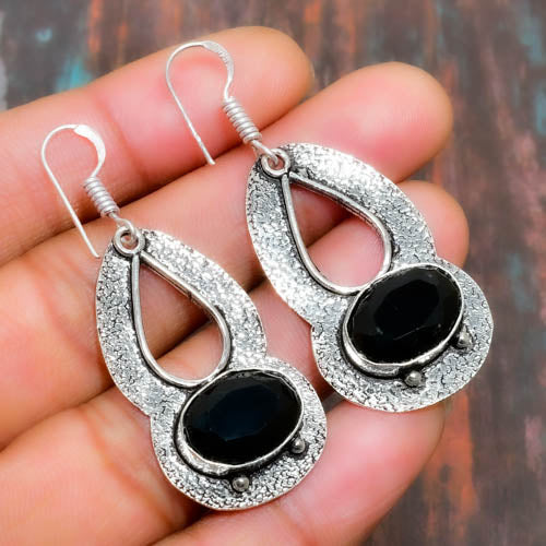 Obsidian Embrace – Silver Textured Onyx Earrings