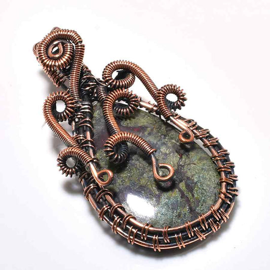 Ember’s Embrace – Green Gemstone Copper Pendant