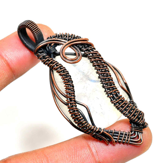 Ezra’s Veil – Mystic Quartz & Copper Pendant