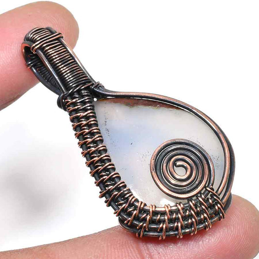 Ocean’s Embrace – Agate & Oxidized Copper Pendant