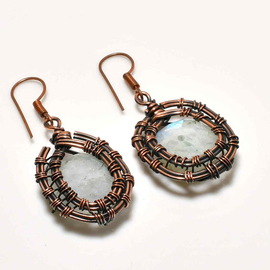 Selene’s Gleam – Labradorite Copper Earrings