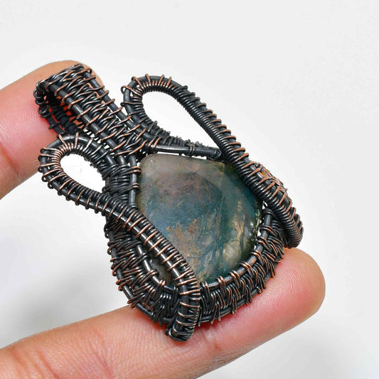 Gaia’s Embrace – Copper-Wrapped Grounding Stone Pendant