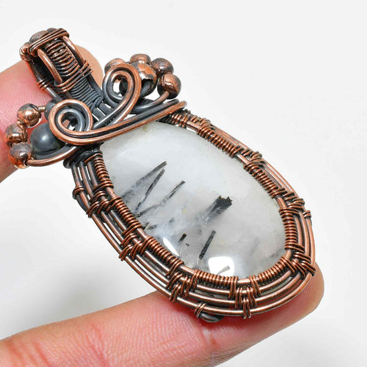 Gaia’s Radiance – Quartz Copper Pendant