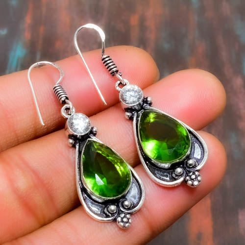 Verdant Grace – Sterling Silver Green Gemstone Earrings