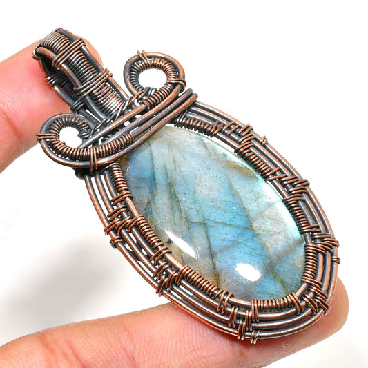 Aurora’s Shield – Labradorite & Copper Pendant