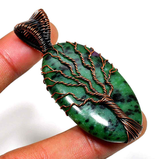 Gaia’s Embrace – Copper-Wrapped Green Stone Pendant