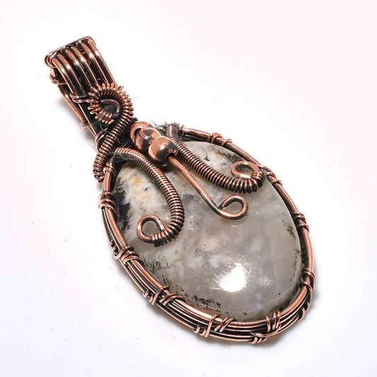 Octopus Embrace – Labradorite & Copper Pendant