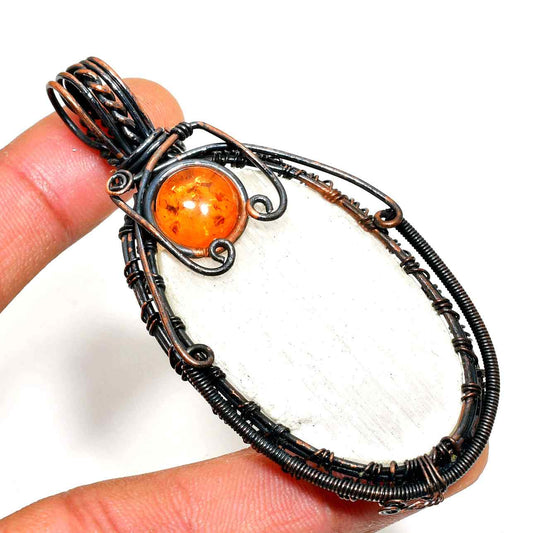 Solstice Ember – Raw White Crystal & Amber Copper Pendant