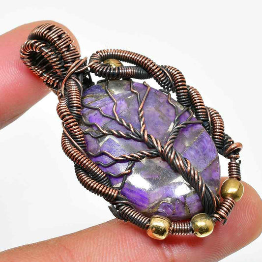 Ezra’s Veil – Mystic Amethyst Copper Pendant