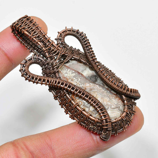 Grounded Grace – Hand-Wrapped Agate Pendant