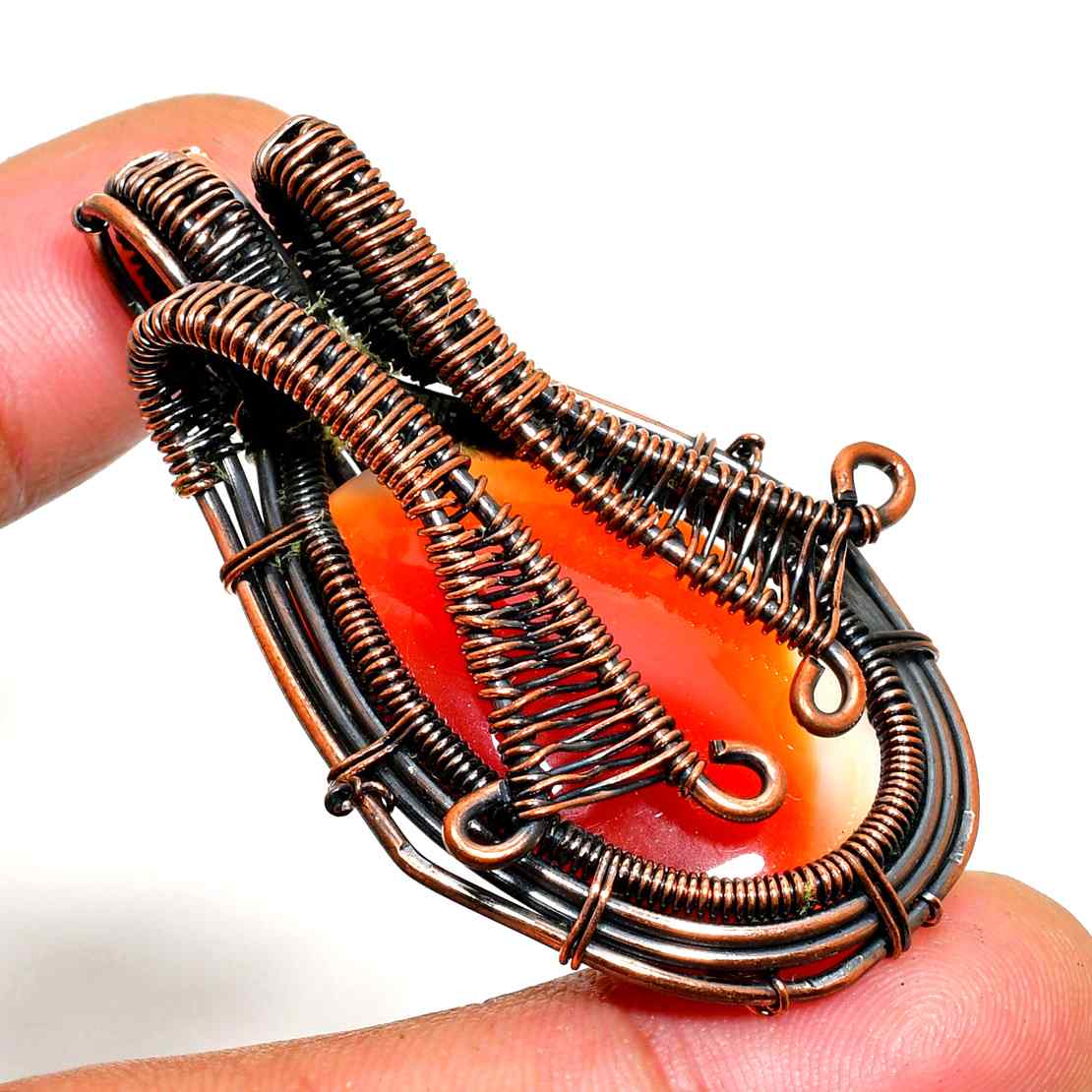 Serenity’s Embrace – Agate & Copper Harmony Pendant