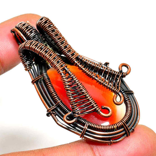 Serenity’s Embrace – Agate & Copper Harmony Pendant