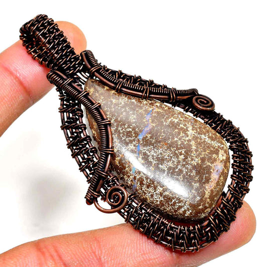 Earth’s Guardian – Copper-Wrapped Natural Stone Pendant
