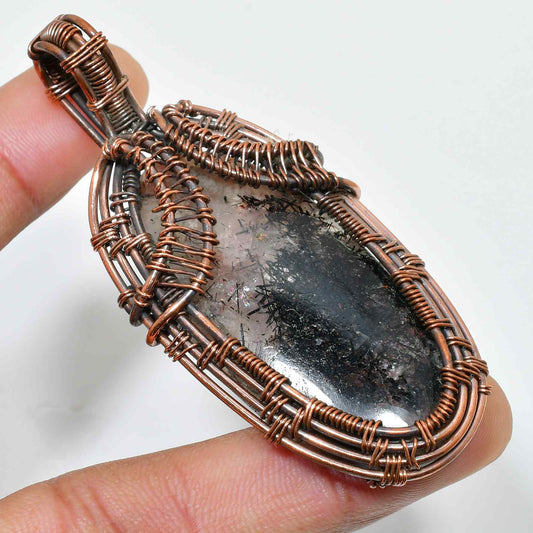 Celestial Harmony – Amethyst Copper Wire Pendant