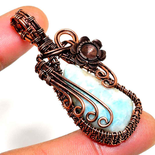 Tide’s Embrace – Aquamarine Copper Pendant