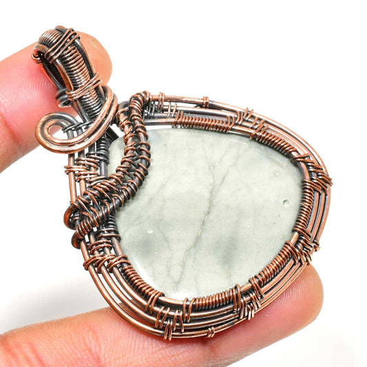 Serenity’s Embrace – Jade & Copper Pendant