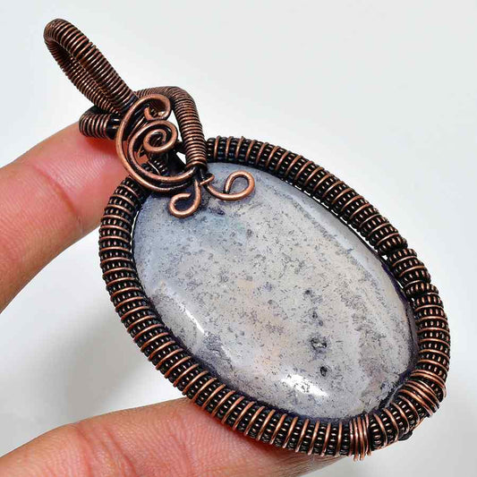 Moonlit Haven – Gray Agate Copper Pendant