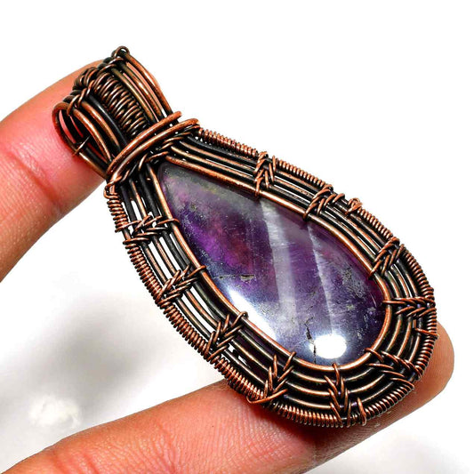 Mystic Aura – Amethyst Copper Pendant
