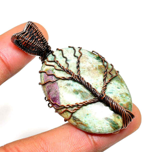Sylvan Whisper – Copper-Wrapped Stone Tree Pendant