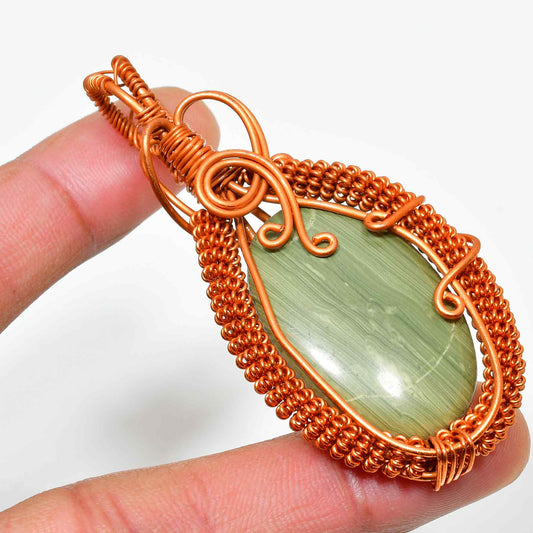 Verdant Serenity – Copper-Wrapped Green Stone Pendant
