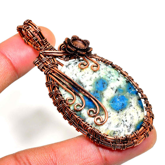 Serene Harmony – Copper-Wrapped Gemstone Pendant