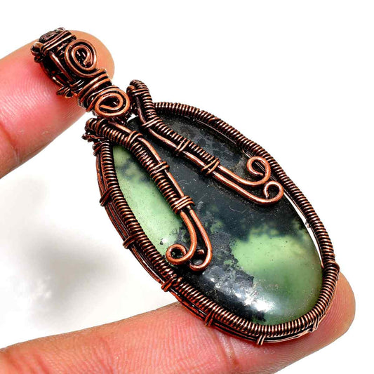 Nature’s Embrace – Copper-Wrapped Green Stone Pendant