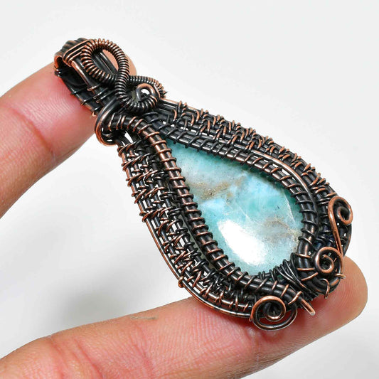 Serenity’s Embrace – Aquamarine Copper Pendant