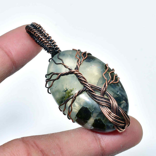 Serenity’s Guardian – Fluorite & Copper Pendant