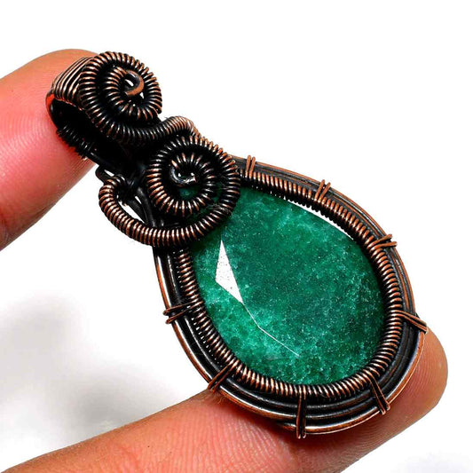 Gaia’s Embrace – Green Aventurine Copper Pendant