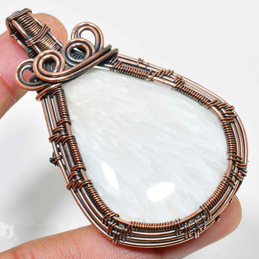 Serenity’s Embrace – White Agate Copper Pendant