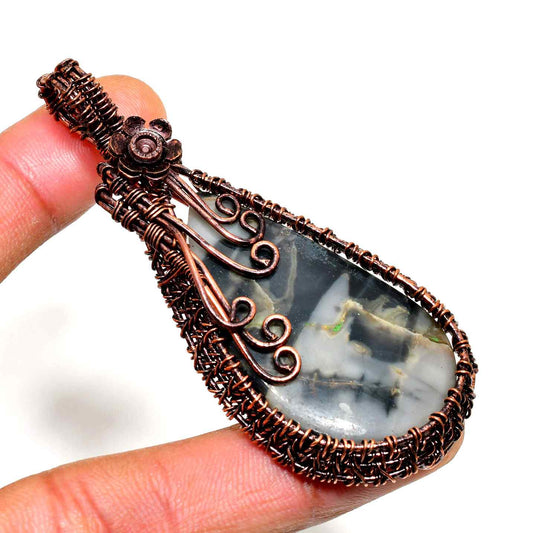 Grounded Grace – Agate & Oxidized Copper Pendant