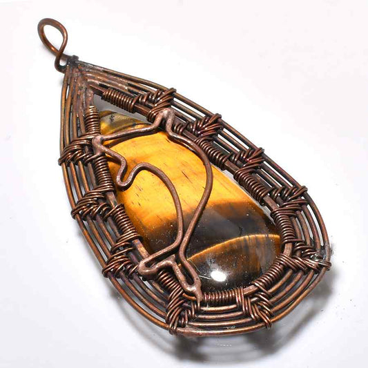 Guardian’s Gaze – Tiger’s Eye Copper Pendant