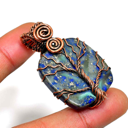 Ocean’s Embrace – Lapis Lazuli & Copper Pendant