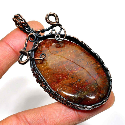 Ember’s Embrace – Jasper & Bronze Pendant