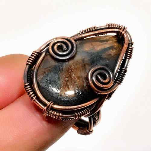 Ember’s Embrace – Copper-Wrapped Tiger’s Eye Ring