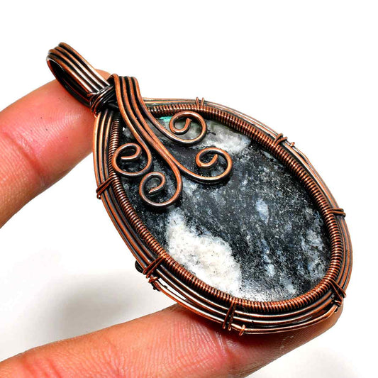 Gaia’s Pulse – Copper-Wrapped Stone Pendulum