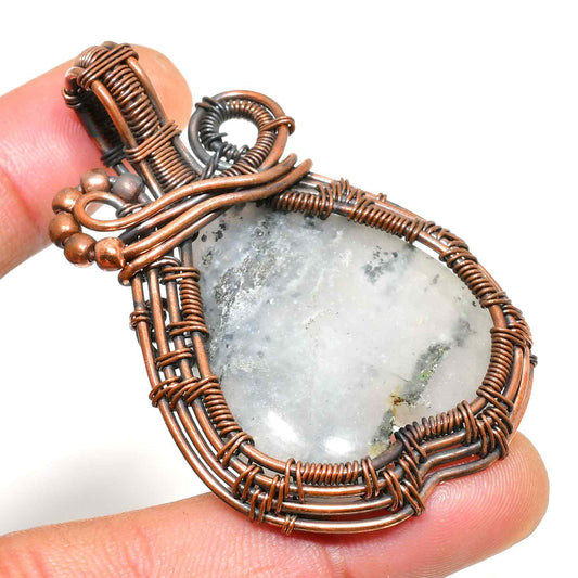 Serenity’s Embrace – Copper-Wrapped Grounding Stone Pendant