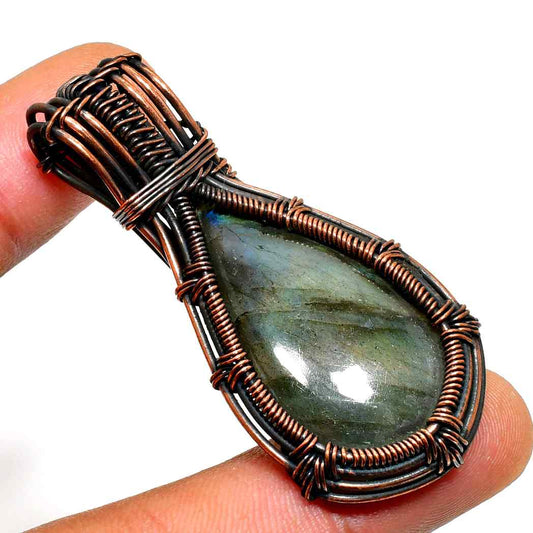 Mystic Cascade – Labradorite & Copper Pendant