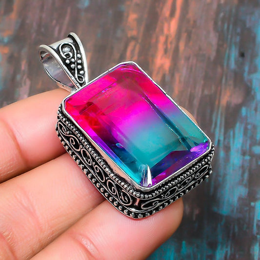 Aurora Drift – Aura Quartz Filigree Pendant