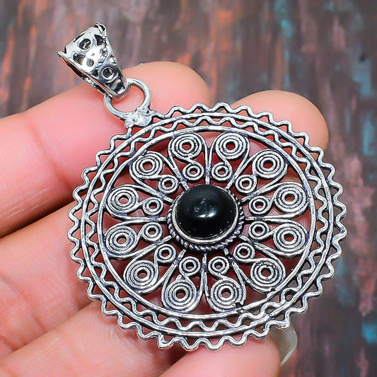 Intricate Harmony – Black Onyx Silver Filigree Pendant