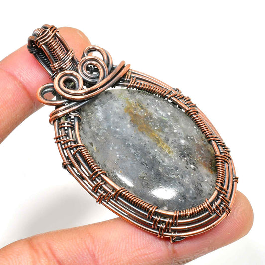 Grounded Grace – Gray Agate Copper Pendant