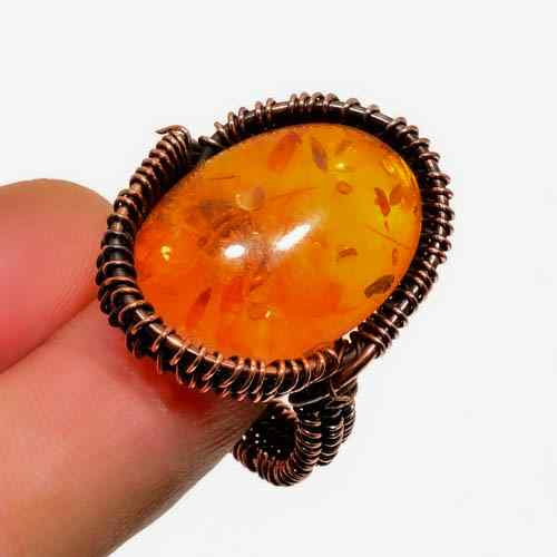 Ember’s Embrace – Amber Copper Ring