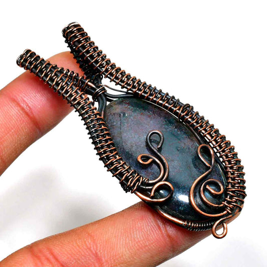 Ether’s Embrace – Labradorite & Antique Copper Pendant