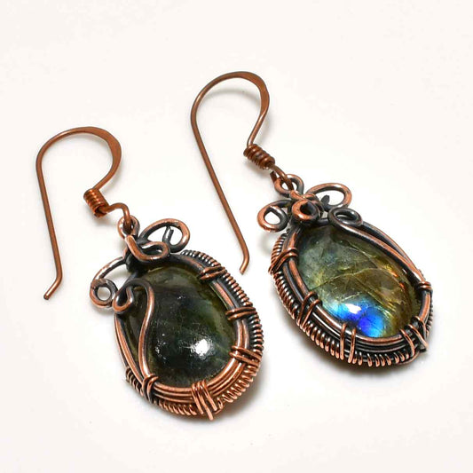 Aurora’s Gleam – Labradorite Copper Earrings