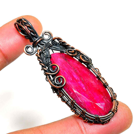 Scarlet Embrace – Ruby & Copper Pendant