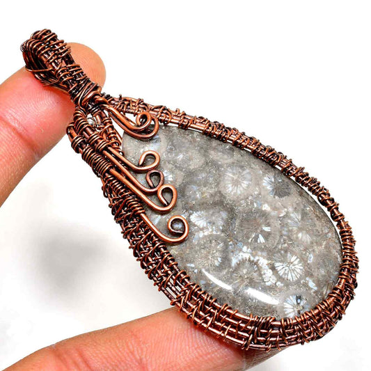 Selene’s Whisper – Amethyst Copper Pendant