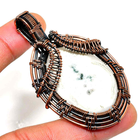 Ezra’s Veil – Handcrafted Amethyst & Copper Pendant