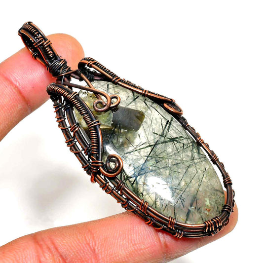 Midnight Shield – Black Tourmaline Copper Pendant