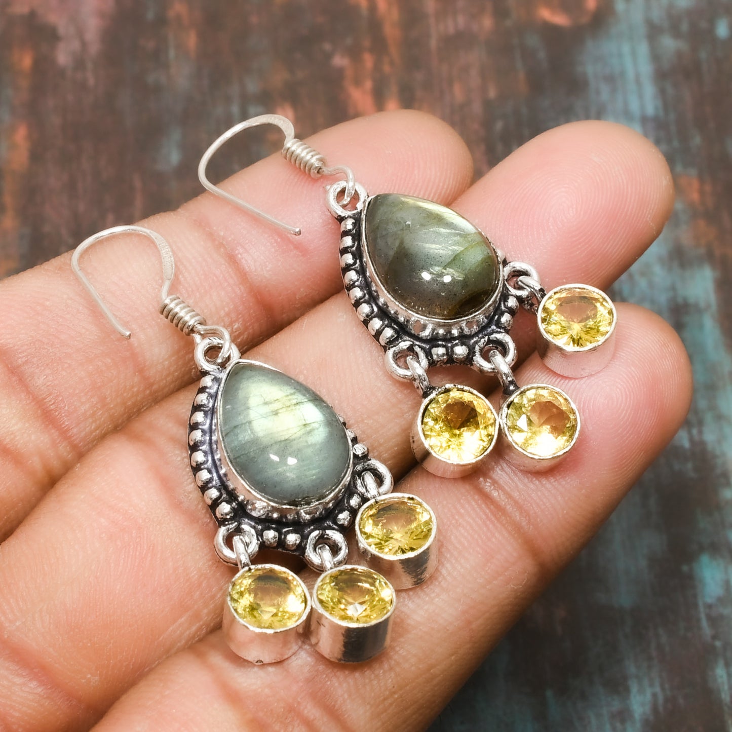 Aurora’s Gleam – Labradorite & Citrine Silver Earrings
